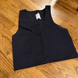 Black Ribbed V-Neck Crop Tank